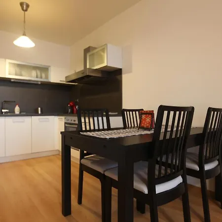 Sag 12th Floor Koloseo View Free Parking Appartement