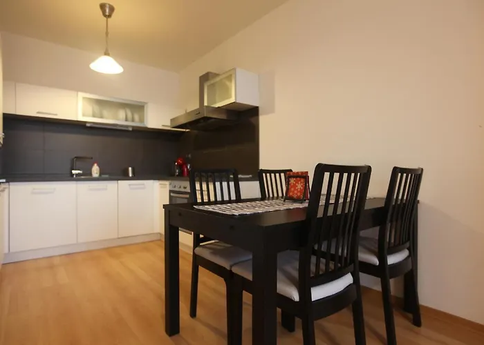 Sag 12th Floor Koloseo View Free Parking Appartement